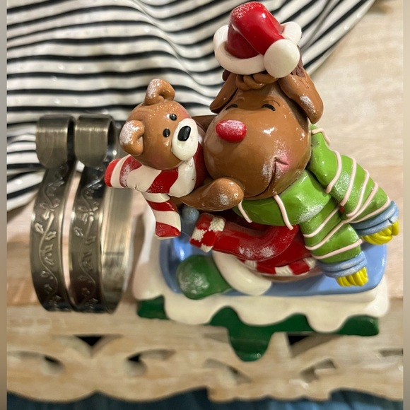 Claydough stocking hook bear & slay w/ 2 mantle hooks floral embossed bundle - Picture 16 of 16